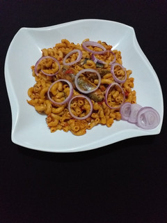 Juluf macaroni ainihin hoton girkin