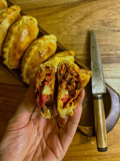 Una foto de Empanadas de carne argentinas