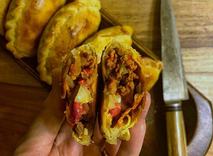 Una foto de Empanadas de carne argentinas