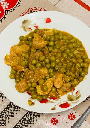 O poză a rețetei Mazăre verde cu carne de porc.