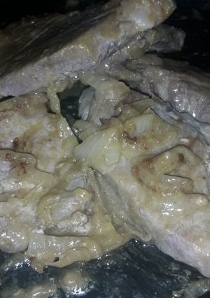 Una foto de Bifes de bondiola de cerdo.
