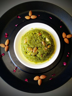 દૂધી નો હલવો (Dudhi Halwa Recipe In Gujarati) રેસીપી મુખ્ય ફોટો