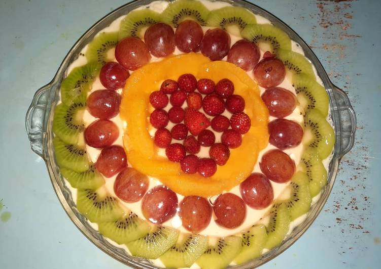 Puding susu topping buah