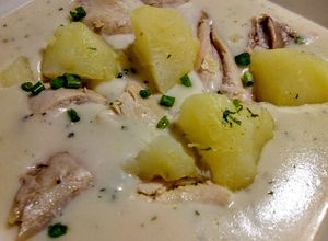 Una foto de CREMA De Pollo y Vegetales...!💝💕💓