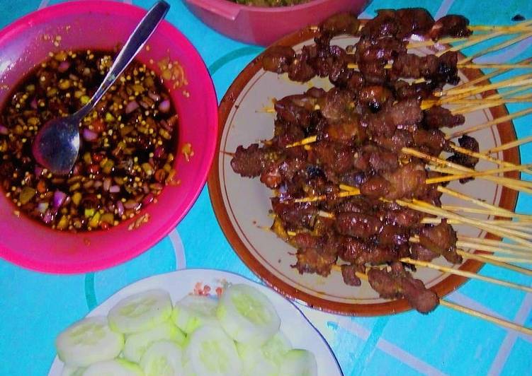 Sate kambing muda