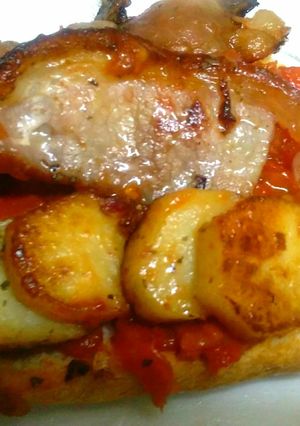 A picture of Potato,bacon salsa sandwich.