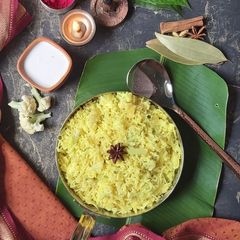 Caulipu Thengaipal sadam/ Cauliflower Rice in Coconut Milk A picture of Caulipu Thengaipal sadam/ Cauliflower Rice in Coconut Milk.