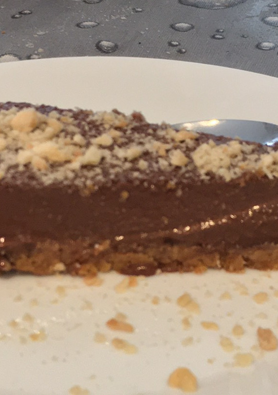 Una foto de Tarta fácil de chocolate y cuajada