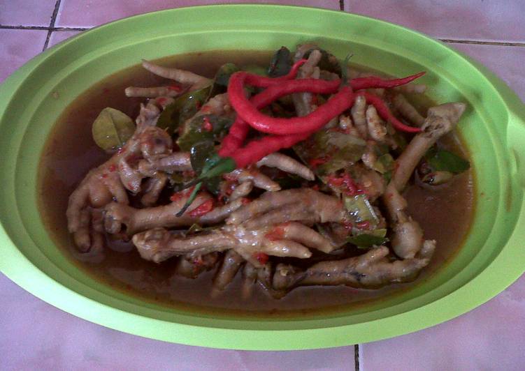 Bumbu mengolah Ceker Ayam Pedas Gila yang Enak