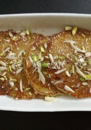 A picture of Traditional Dryfruits Malpua.