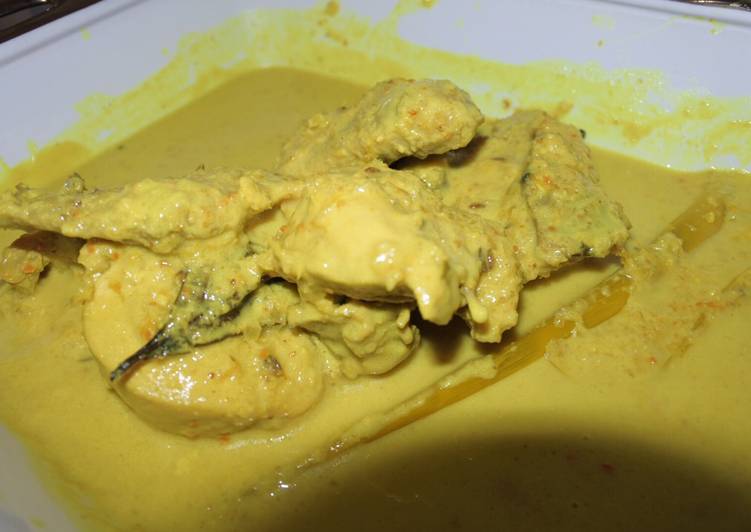 Rahasia Memasak Opor Ayam Ara Yang Gurih