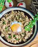 Cơm bò Gyudon (bò xào hành tây kiểu Nhật)