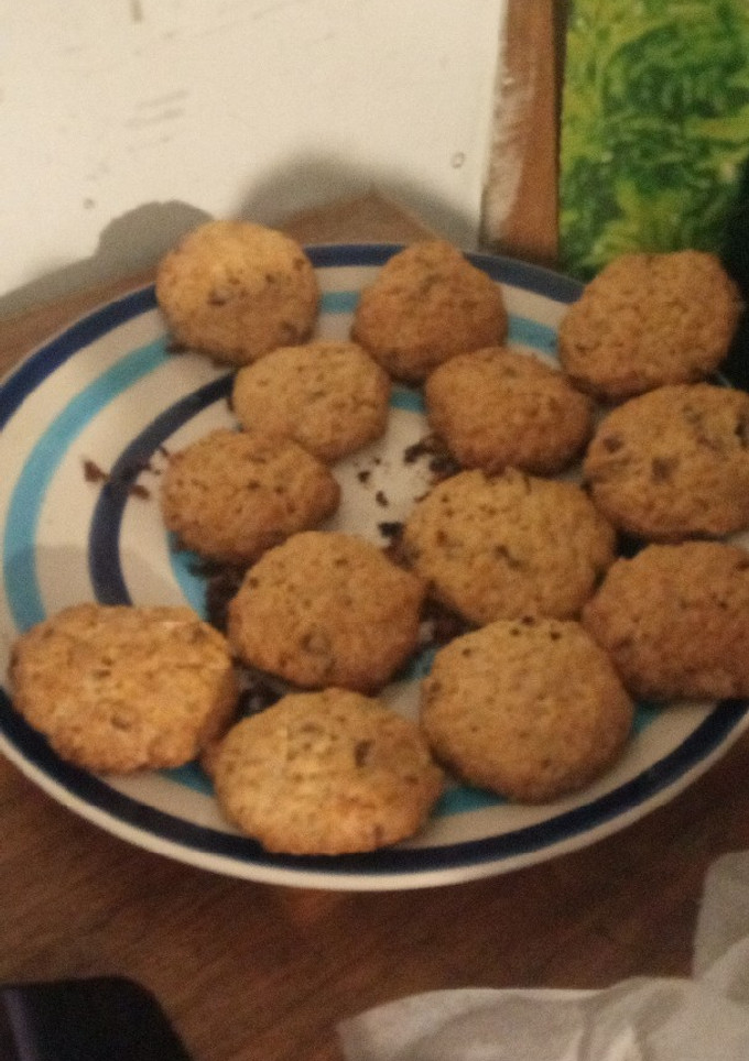Una foto de Galletas de avena con chips de chocolate