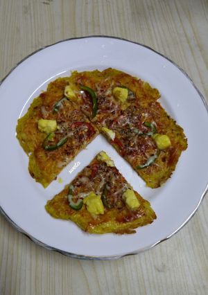 আলু-গাজরের পিজ্জা (Potato Carrot Pizza Recipe in Bengali) রেসিপির প্রধান ছবি