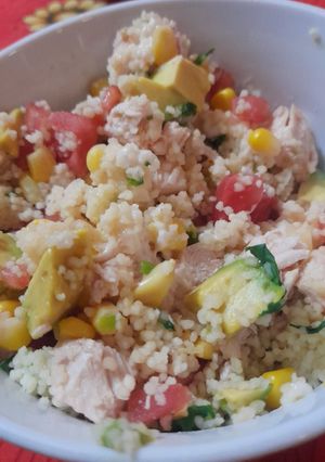 Una foto de Ensalada de cuscús con pollo