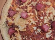 A picture of pizza arroz