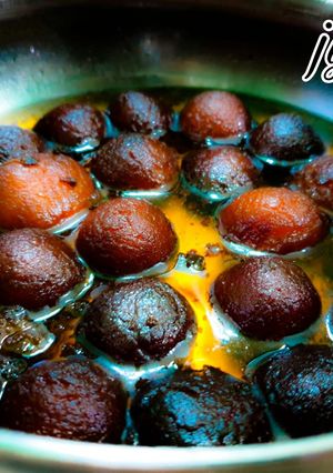 A picture of Mawa Gulabjamun.