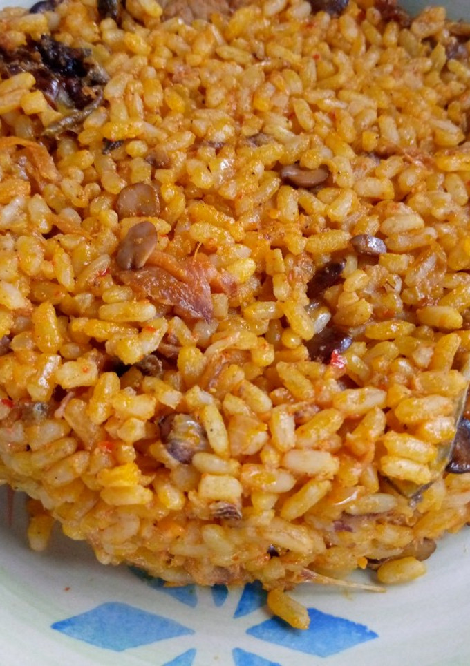 A picture of Locust beans rice.