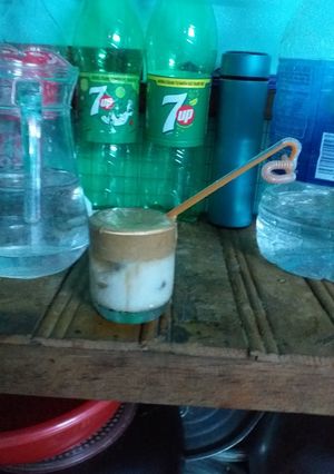 Hình của món Cà phê bọt biển Dalgona.