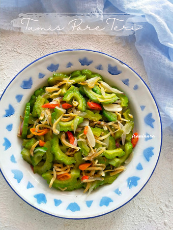 Bagaimana Menyiapkan Tumis Pare Teri yang Menggugah Selera