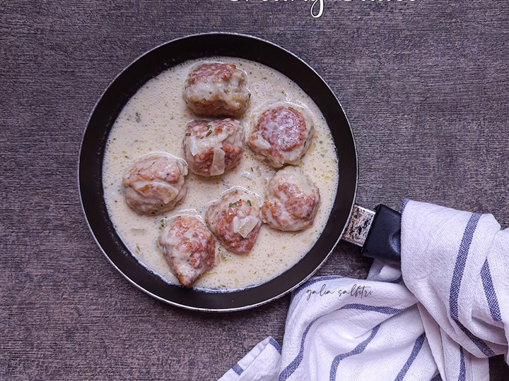 Resep Chicken meatballs with creamy sauce, Bikin Ngiler