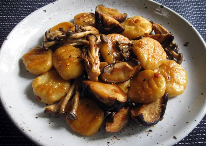 Gnocchi & Mushrooms In Butter Soy Sauce