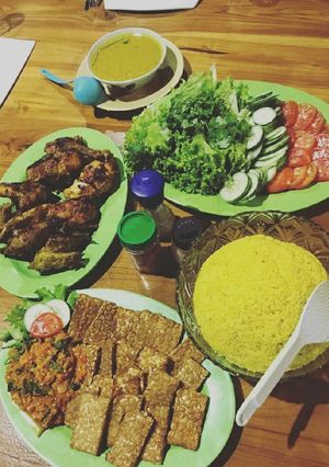 Foto resep Ayam Bakar Kuning