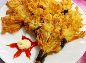 Hình của món Nấm Kim Châm Cuộn Rong Biển Chiên Giòn Chay.