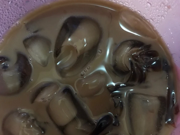Langkah Mudah untuk Membikin Resep Es Cappucino Cincau yang Bisa Manjain Lidah Anti Ribet, Lezat Sekali
