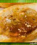 Bánh Mì Bơ Đậu Phộng Mật Ong