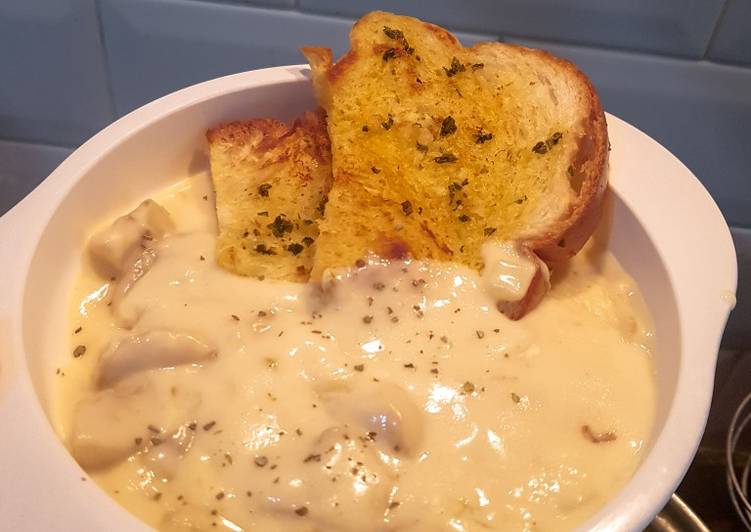 Bagaimana Menyiapkan Creamy Mushroom soup yang Bisa Manjain Lidah