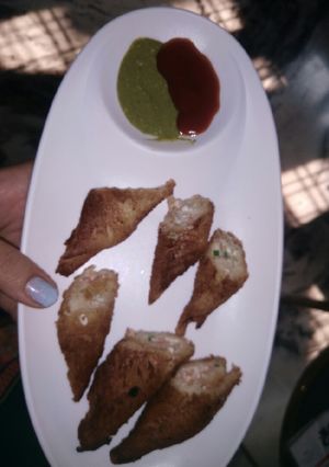 A picture of Dahi ke shole.