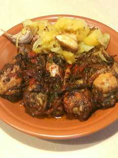 Una foto de Pollo con pimientos