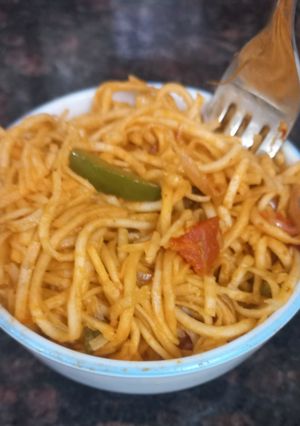 A picture of Schezwan Noodles.