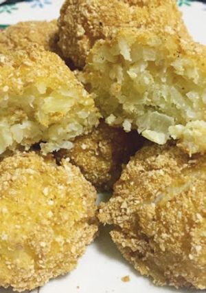 Una foto de Croquetas de arroz