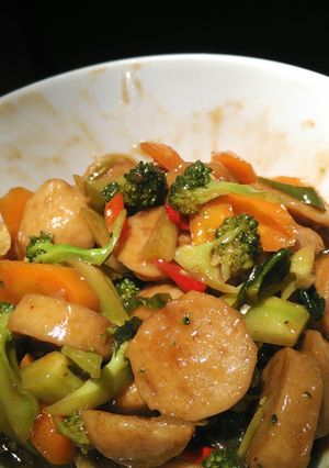 Foto resep Tumis brocoli bakso wortel