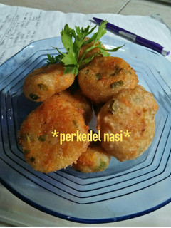Foto resep *perkedel nasi*