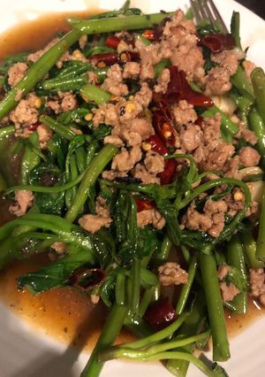 รูปของ ผักบุ้งผัดหมูสับพริกแห้ง (คีโต)