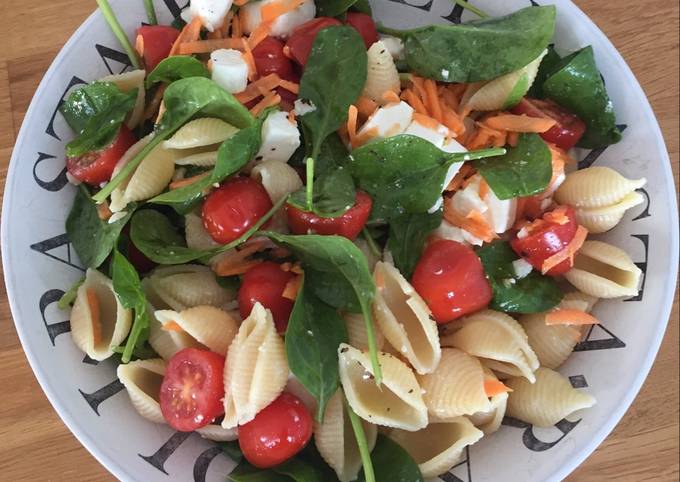 Feta, tomato, spinach pasta salad