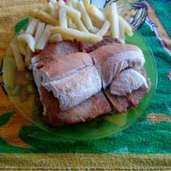 A picture of Milanesa al pan. 💪.