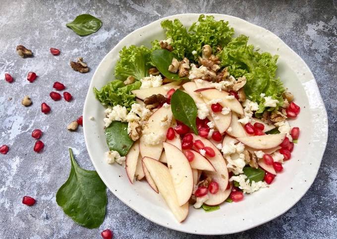 Step-by-Step Guide to Make Favorite Apple and Walnut Salad