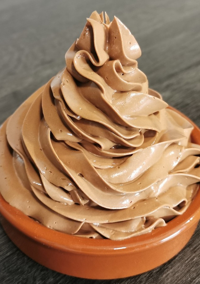 Una foto de Crema de chocolate con solo 3 ingredientes
