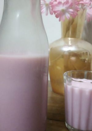 A picture of Strawberry Milkshake.