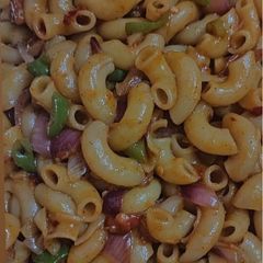 A picture of Veg macroni.