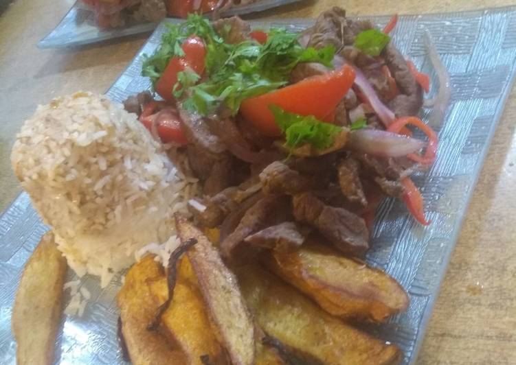 Lomo saltado de la mami