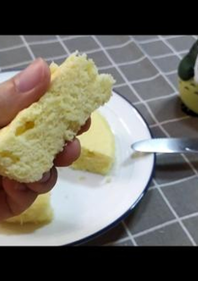 電鍋版米蛋糕 少糖少油 柔軟 全蛋打發 的食譜成品照片