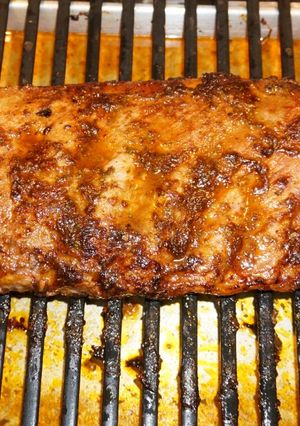 A picture of Oven-Baked American-Style Pork Ribs.