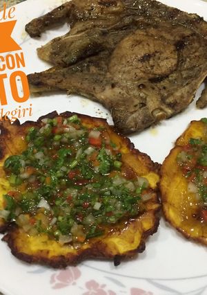 Una foto de Chuleton de Cerdo & Tostones con Mojito #lacocinadegiri