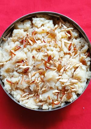 A picture of Semolina shira (Sweet).