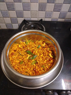 அவல் பொரி மசாலா மிக்ஸர் (aval mixture recipe in tamil) செய்முறை முக்கிய புகைப்படம்